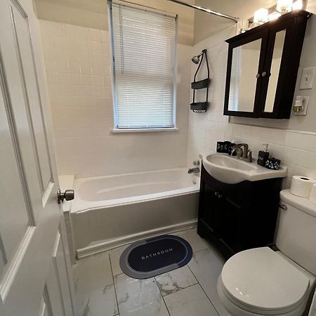 Spacious Cozy Private Room Newark Exterior foto